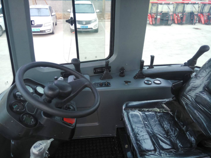 CS18-16 -inside